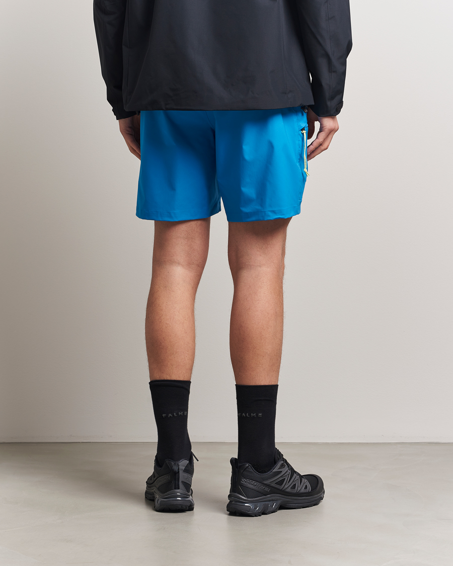 Mies | Shortsit | Peak Performance | Outdoor Cargo Shorts Brilliant Blue