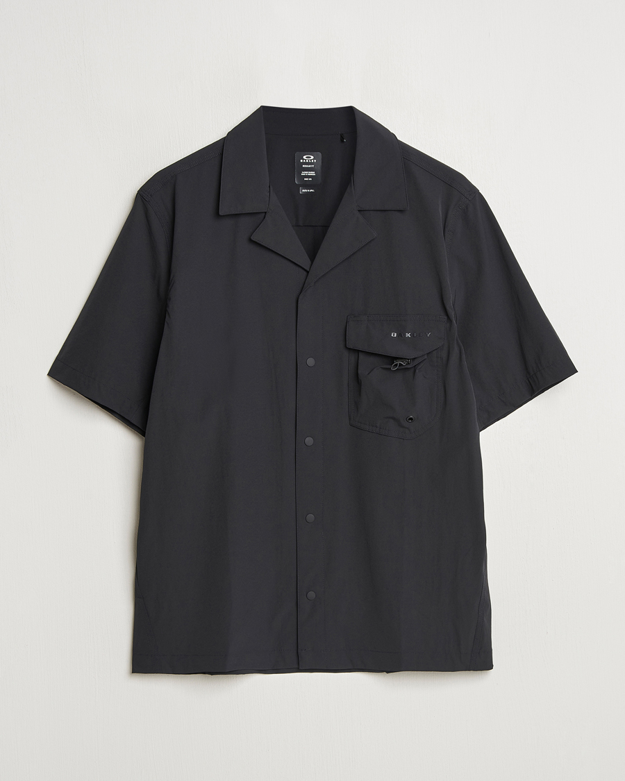 Mies | Kauluspaidat | Oakley | Cuban Collar Short Sleeve Shirt Blackout