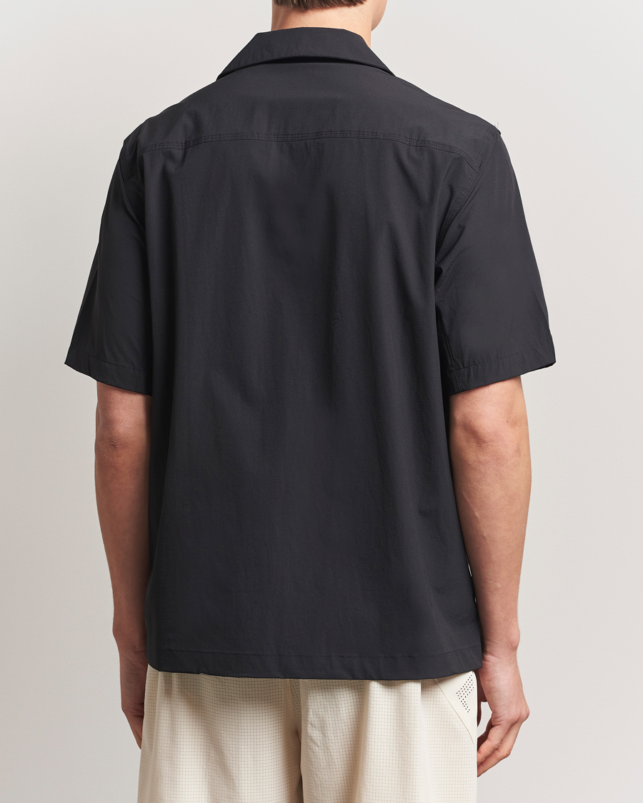 Mies | Kauluspaidat | Oakley | Cuban Collar Short Sleeve Shirt Blackout