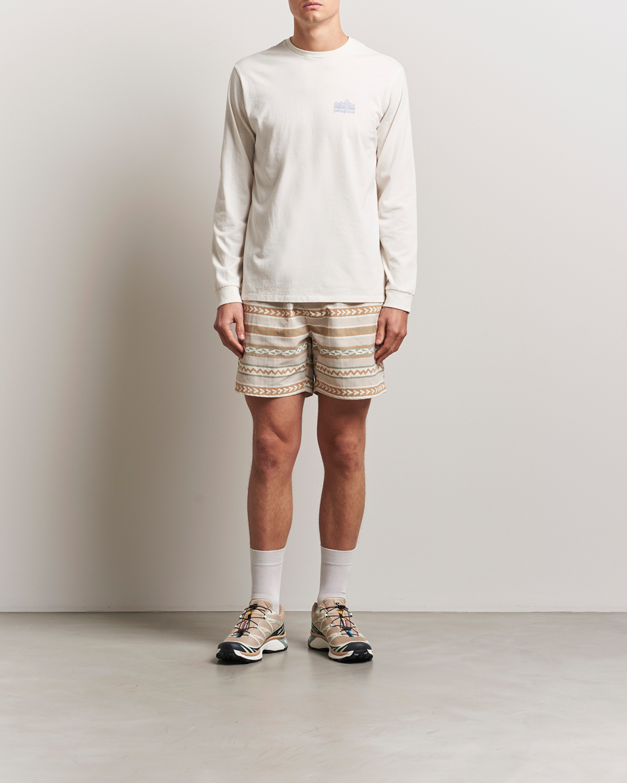 Mies | T-paidat | Patagonia | Strataspire Responsibili LS T-Shirt Birch White