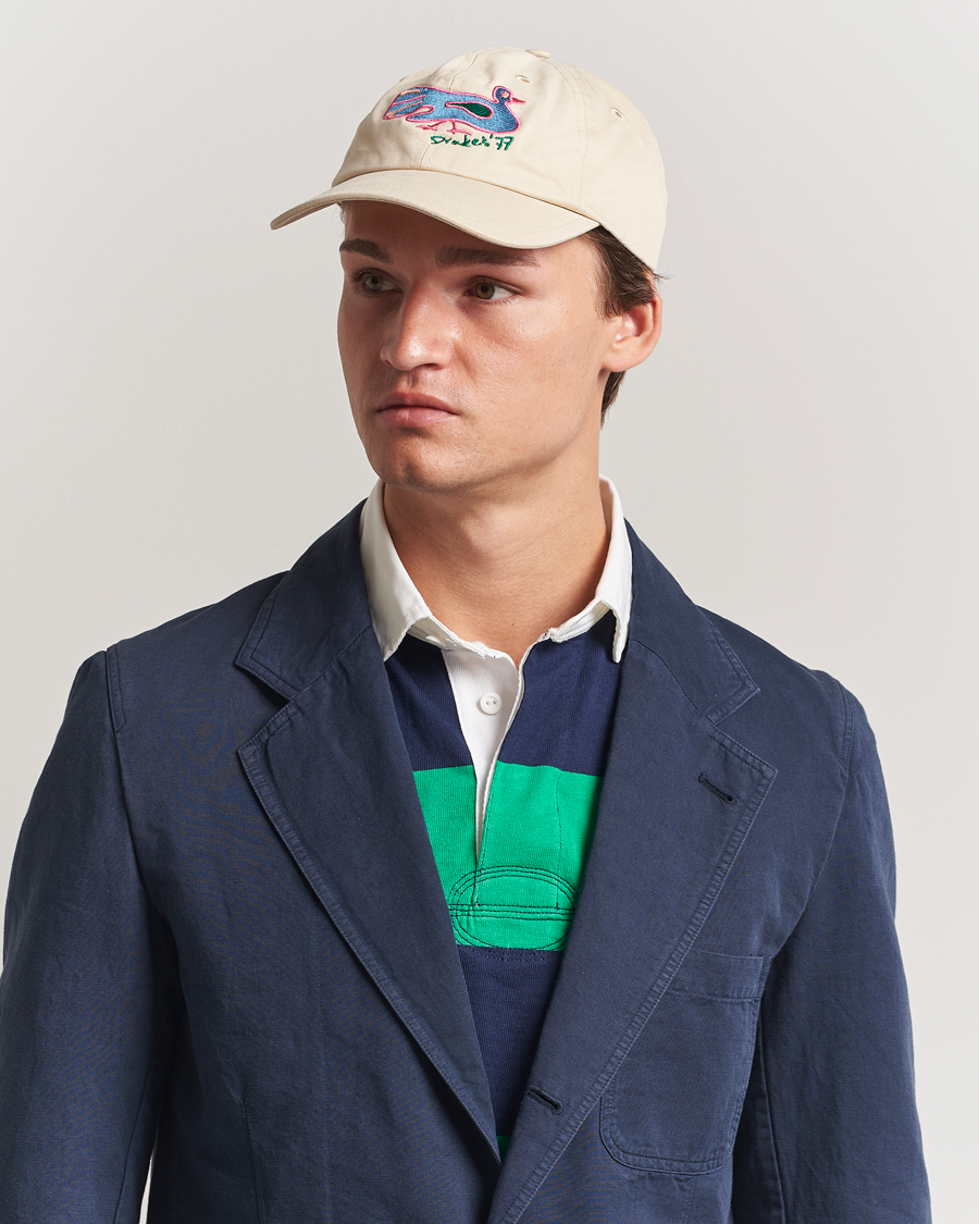 Mies | Drake's Peacock Embroidered Cap Ecru | Drake's | Peacock Embroidered Cap Ecru