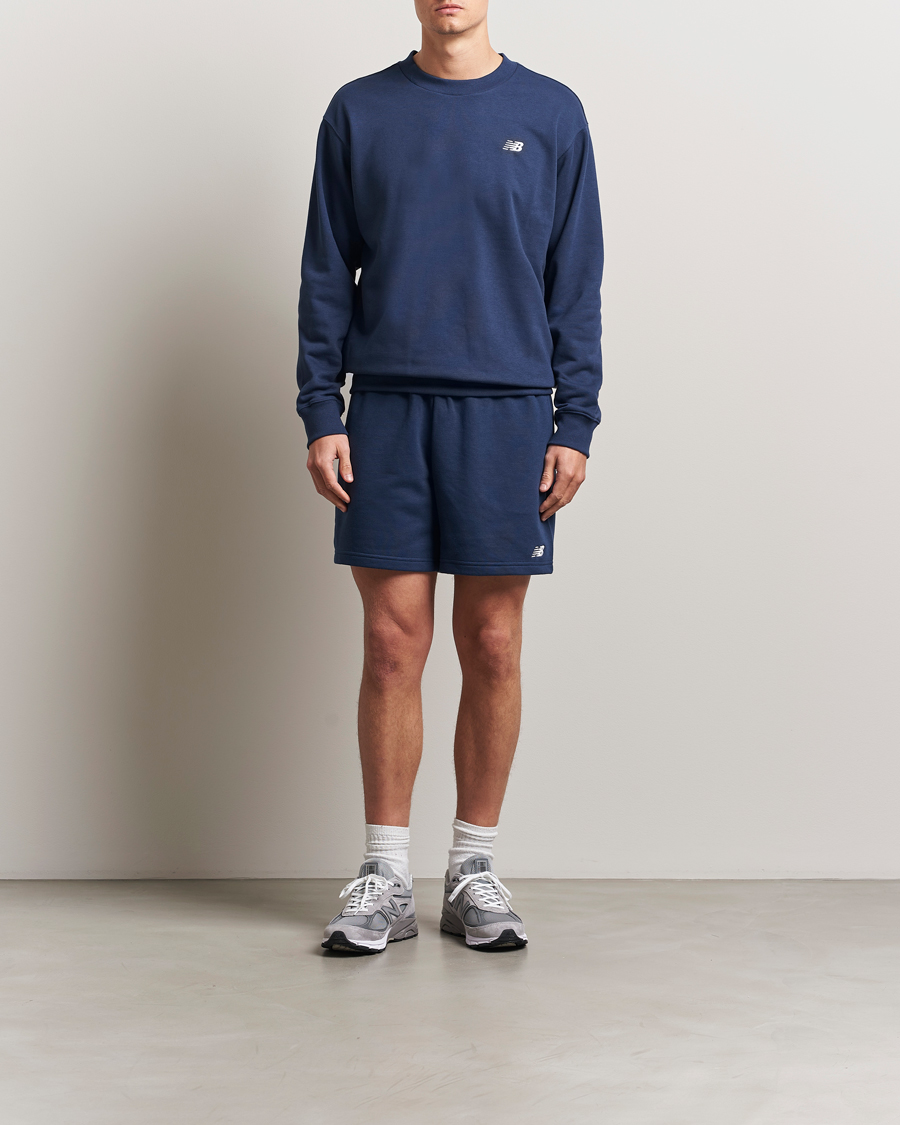 Mies | Puserot | New Balance | Essentials French Terry Sweatshirt Navy