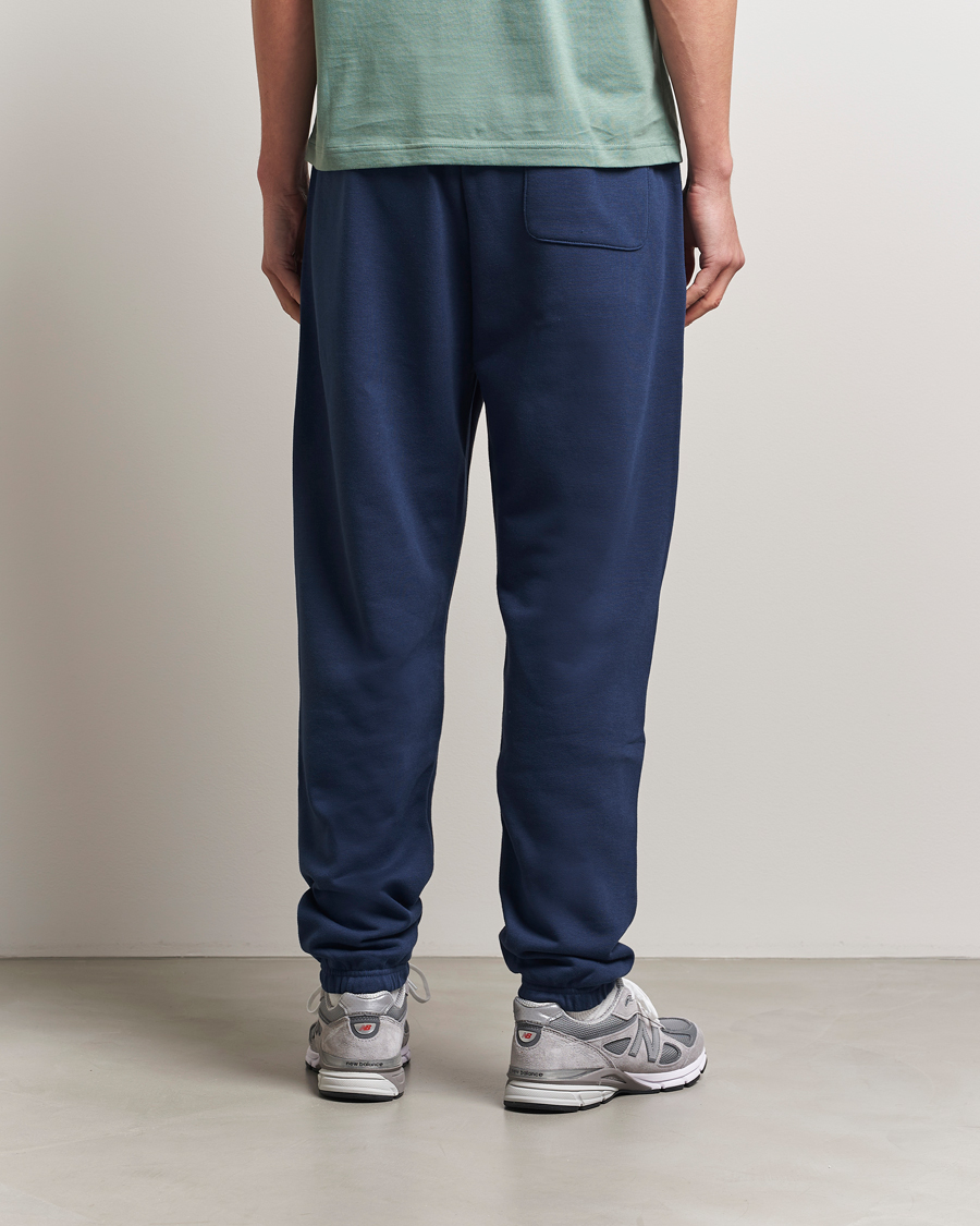 Mies | Housut | New Balance | Essentials French Terry Joggers Navy