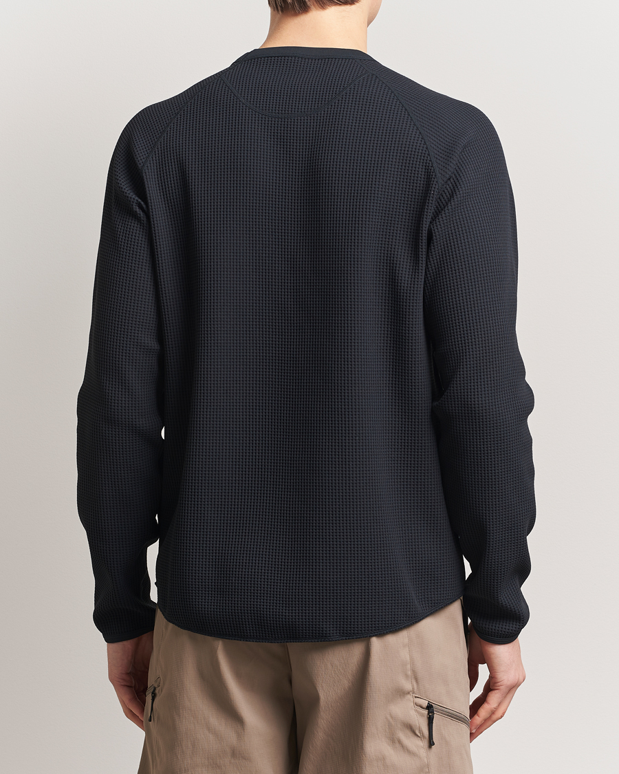 Mies | T-paidat | Goldwin | WF Light L/S T-Shirt Black