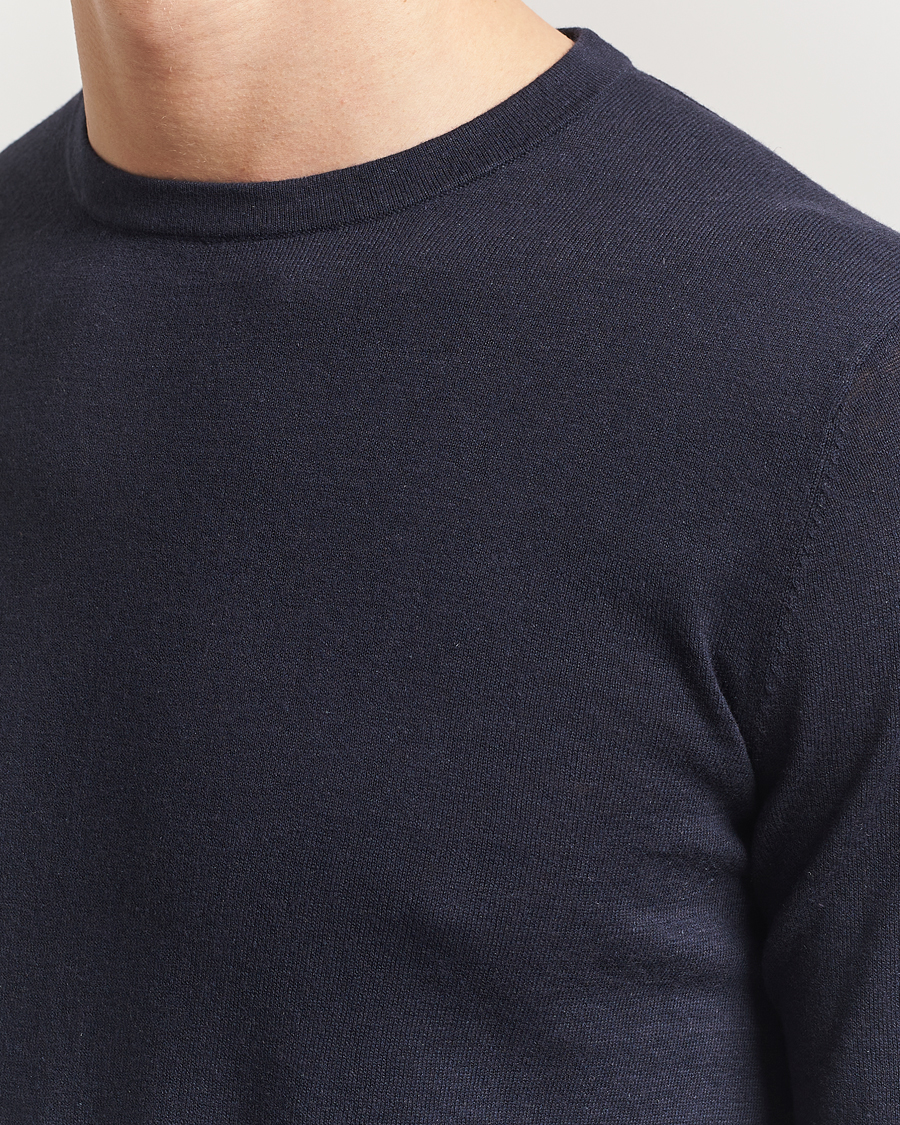 Mies | Puserot | Tiger of Sweden | Connor Linen/Cotton Sweater Light Ink