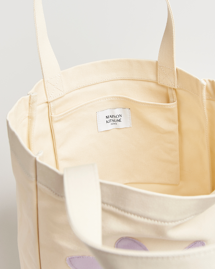 Mies | Maison Kitsuné Daisy Flower Tote Bag Rich Vanilla | Maison Kitsuné | Daisy Flower Tote Bag Rich Vanilla
