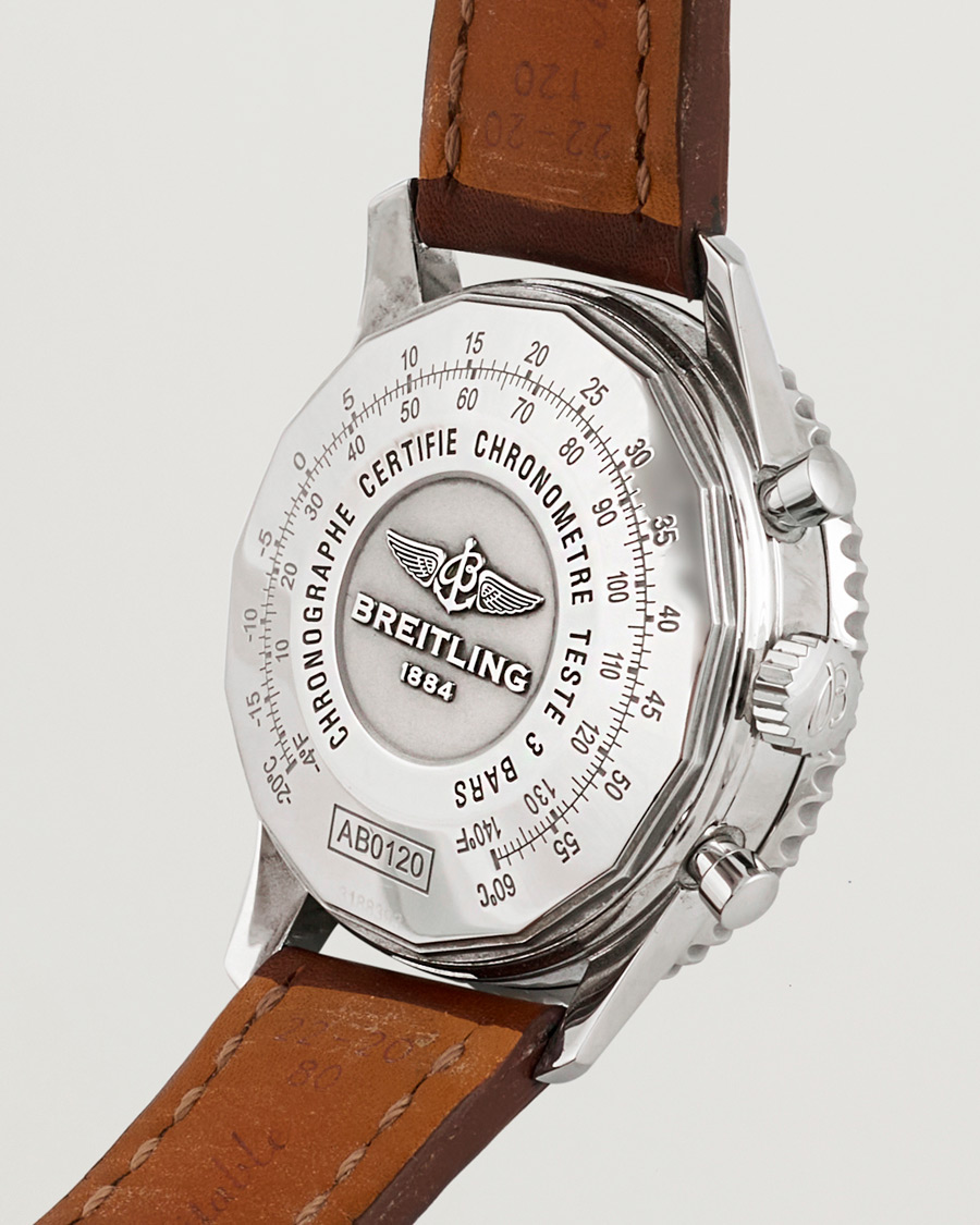 Mies | Breitling Pre-Owned Navitimer 01 | Breitling Pre-Owned | Navitimer 01