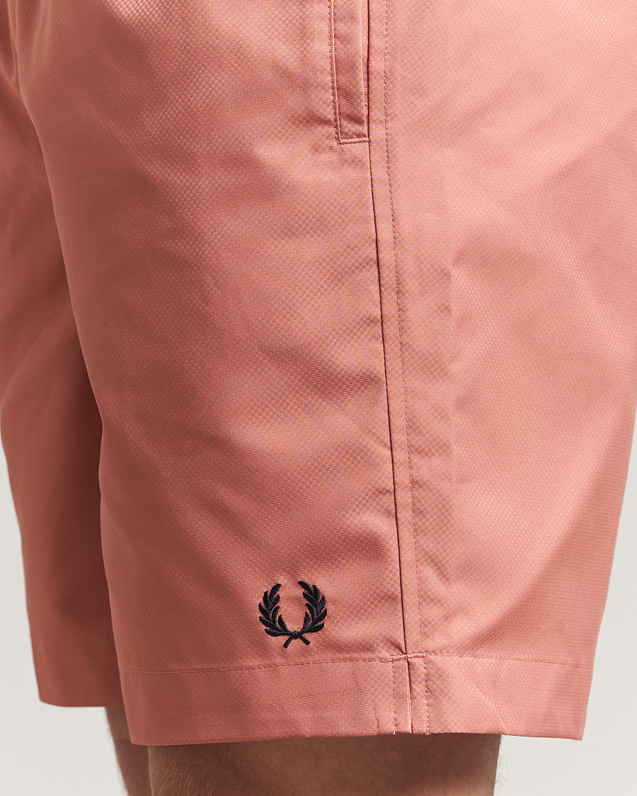 Mies | Uimahousut | Fred Perry | Classic Swimshorts Pink