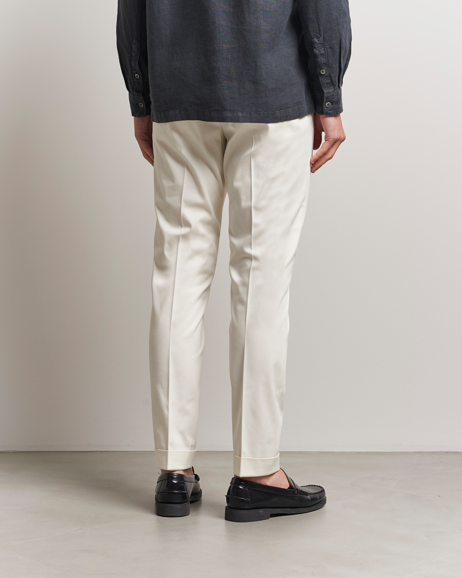 Mies | Housut | Tiger of Sweden | Tenuta Pleated Cotton Trousers Soft White