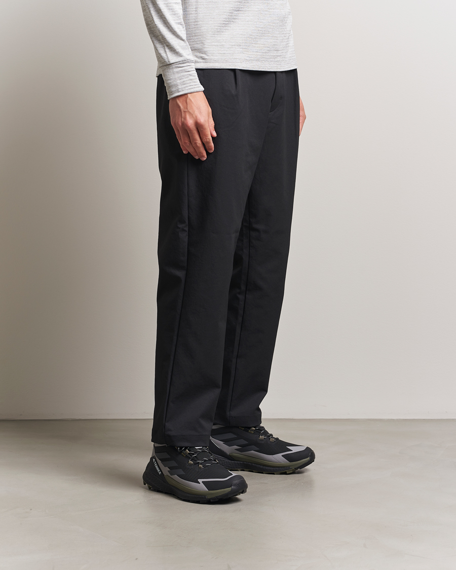 Mies | Nilkkurit | adidas Performance | Terrex Free Hiker 2 GTX Mid Boot Black/Carbon