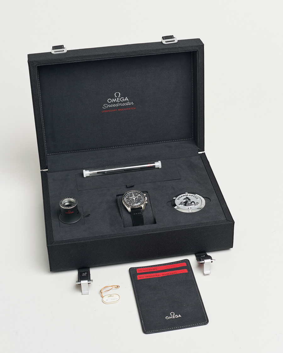 Mies | Omega Pre-Owned Speedmaster Professional Moonwatch | Omega Pre-Owned | Speedmaster Professional Moonwatch